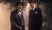 Poirotmortdentsblanches.jpg